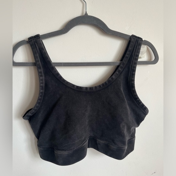 aerie Tops - NWT Aerie Off/INE Activerwear Cropped bra